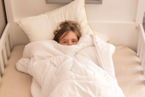 Materace 70x100 – kompaktowe rozwiązanie do łóżeczek dzieci